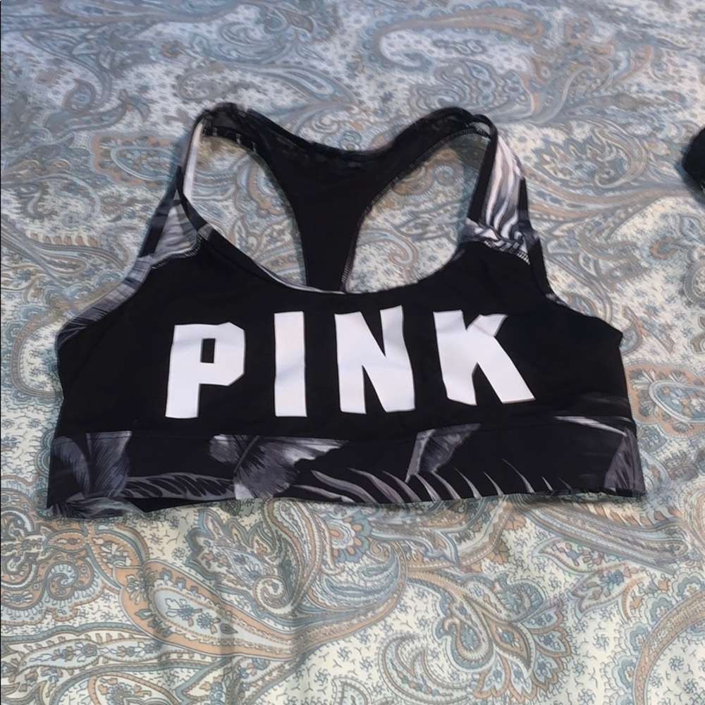 Victoria’s Secret PINK brand new sports bra